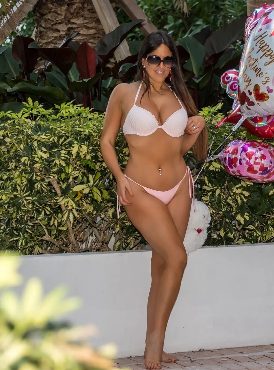 Hot !!!