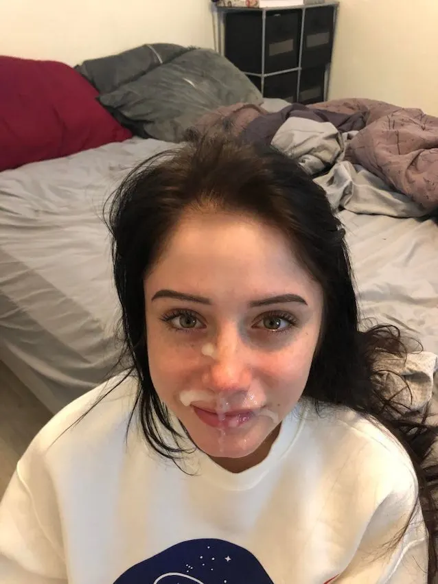 Pendeja de onlyfans hermosa enlechada