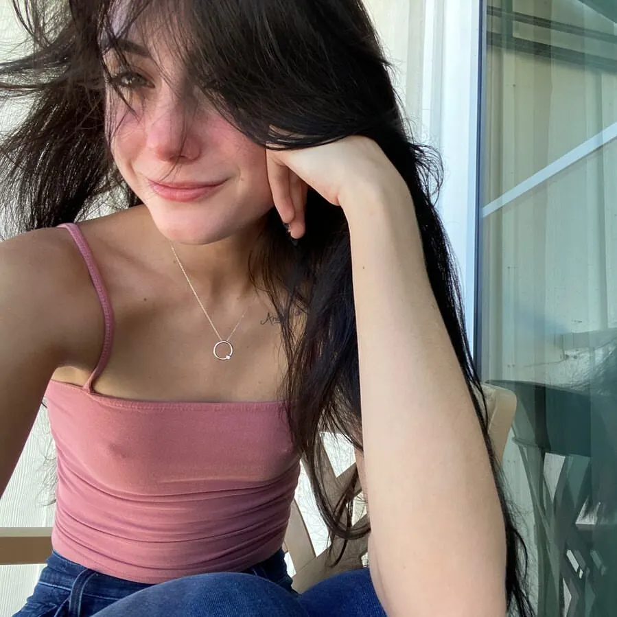 Pendeja de onlyfans hermosa enlechada