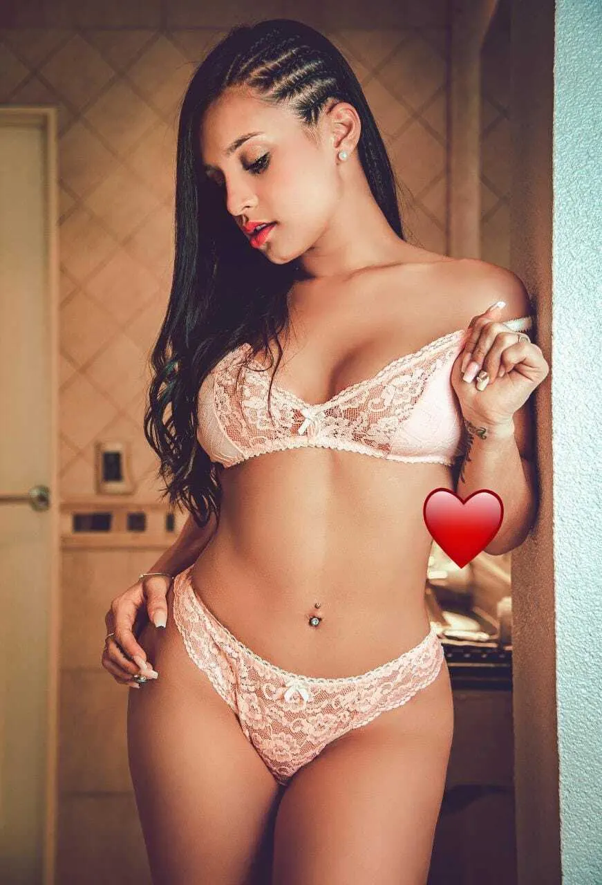 Linda nena escort Argentina zona norte