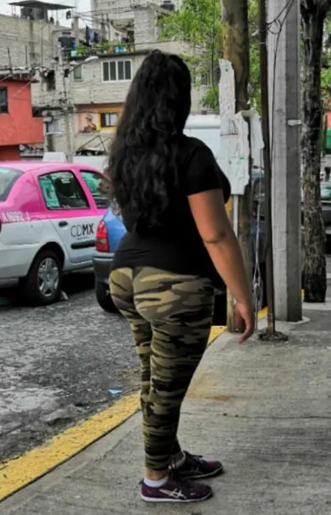 Mi comadre Caro de nuevo tetas Jugosas 🤤