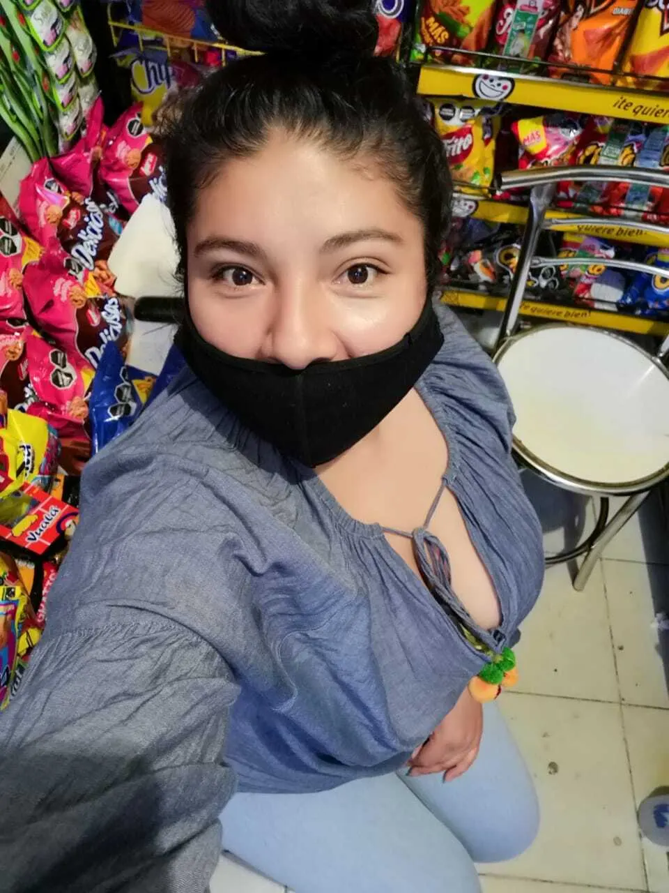 Mi comadre Caro de nuevo tetas Jugosas 🤤
