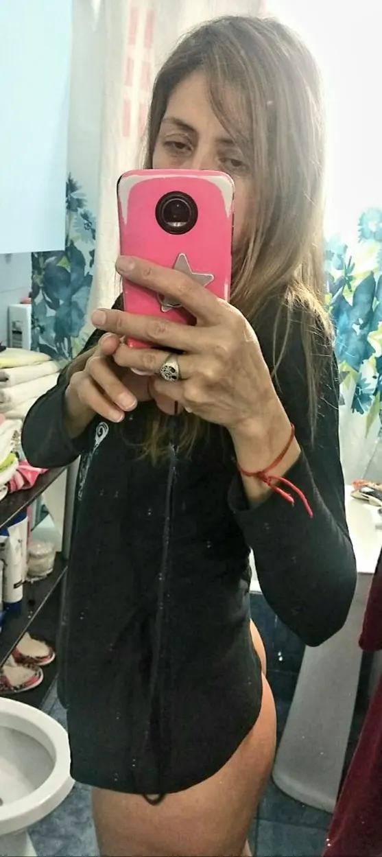 Buena MILF (amateur)