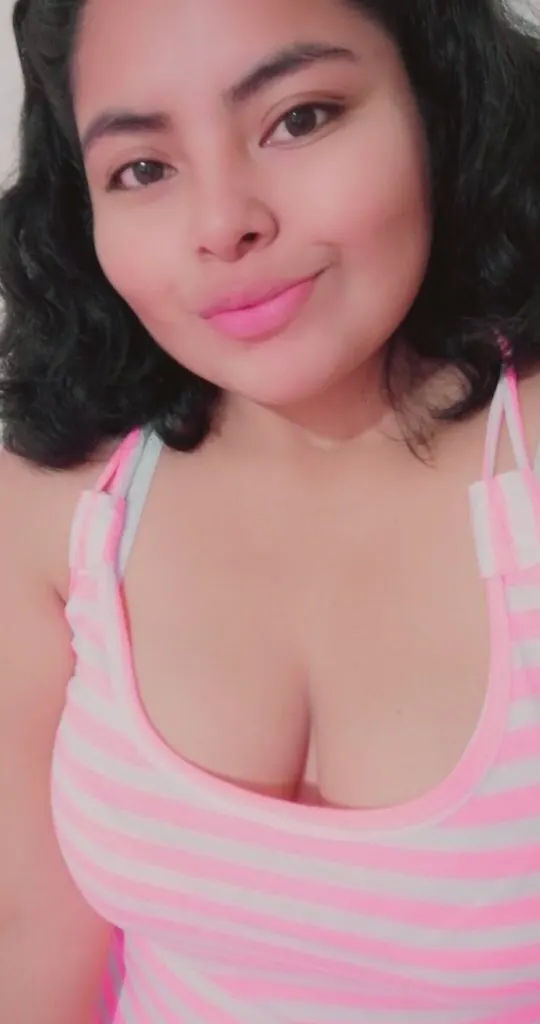 Gordita tetona amateur...