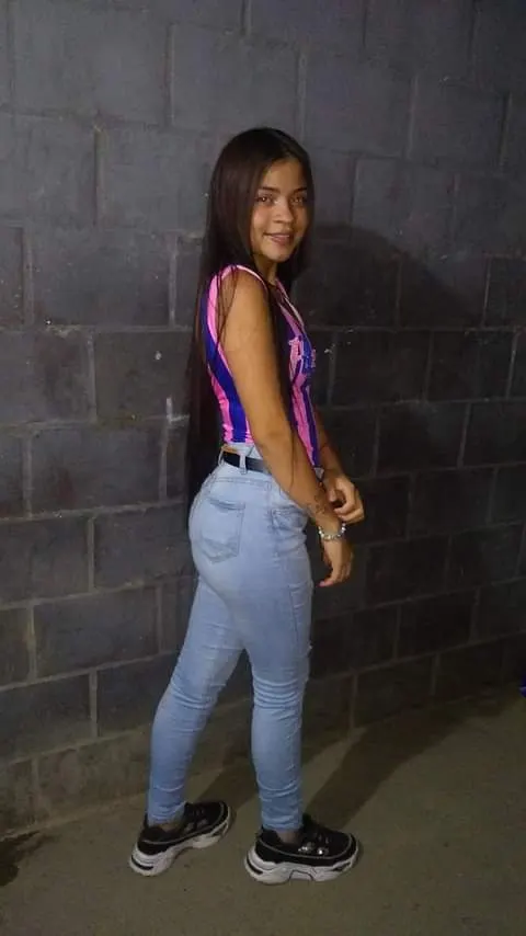 Ufff que rica joven