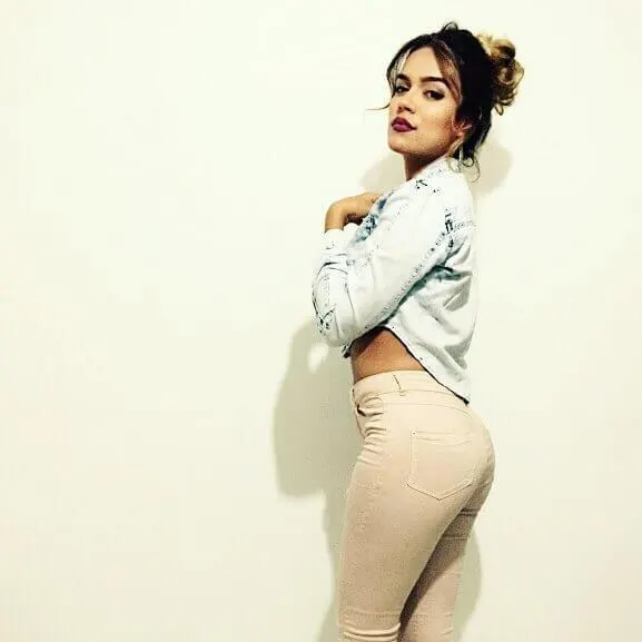 Famosas que nos gustaria ver en un sitio porno