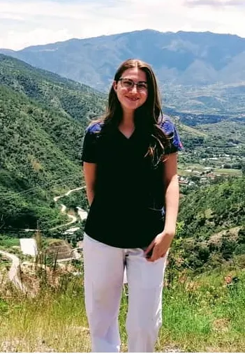 Doctora latina chichona
