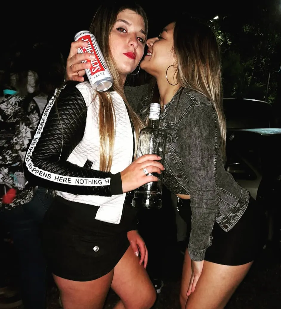 Silvi tremenda perra 🔥🤤