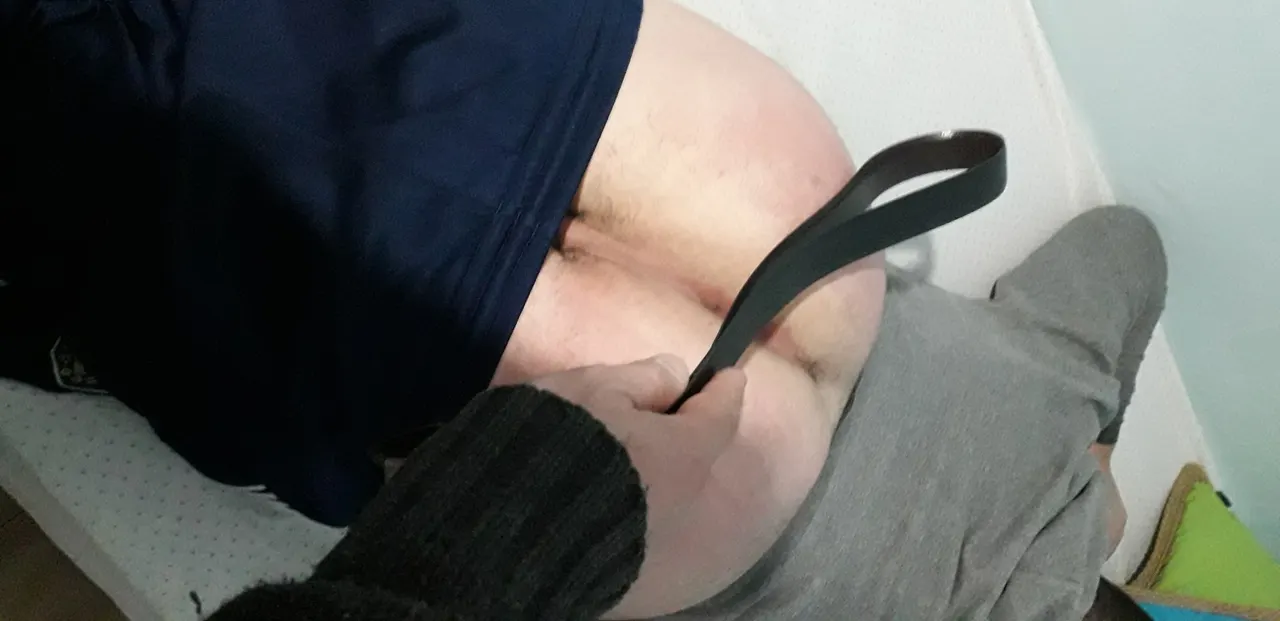 Castigando una putita