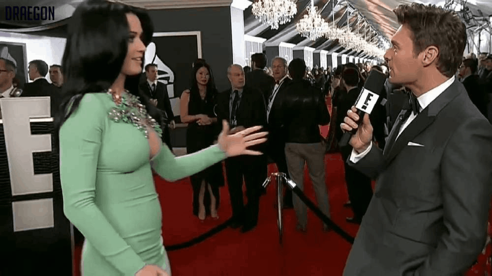 Katy Perra GIFS tetas y culazo