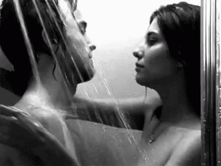Que bonito una ducha en pareja