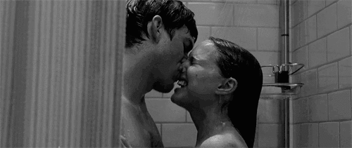 Que bonito una ducha en pareja
