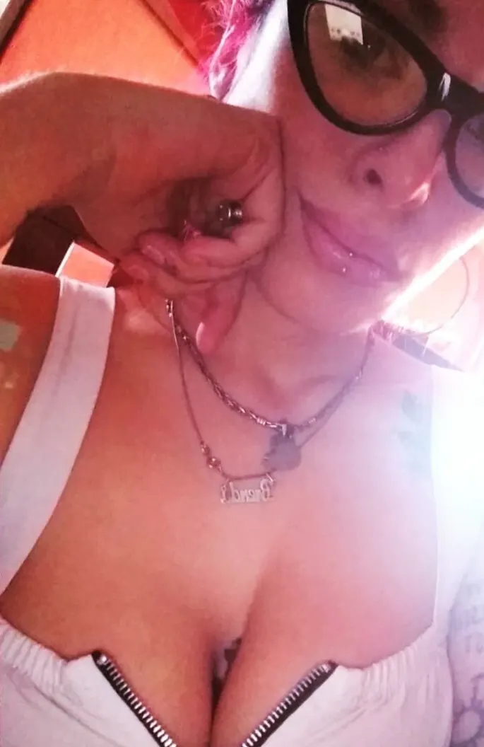 Mexicana tetona y tatuada. Soft