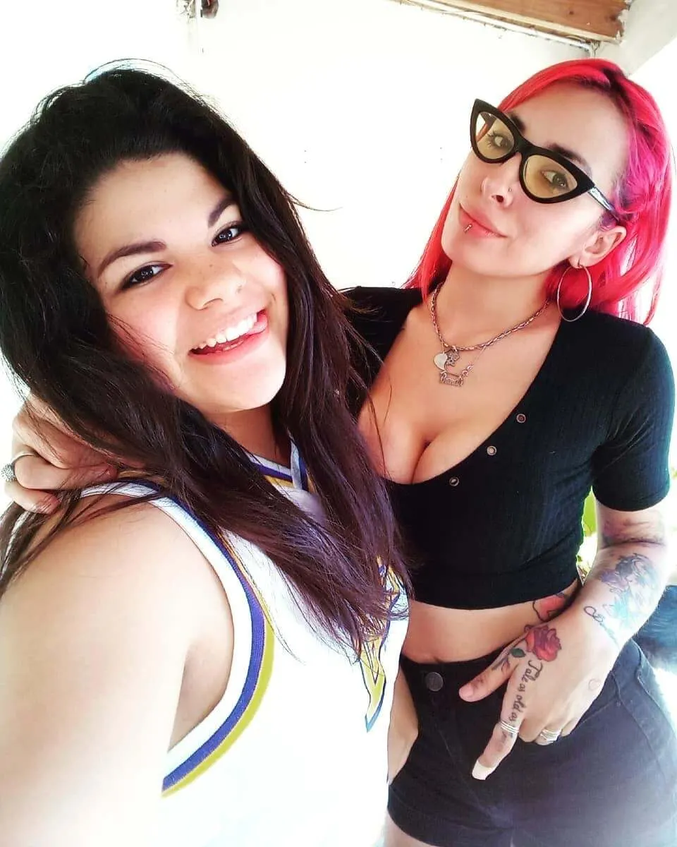 Mexicana tetona y tatuada. Soft