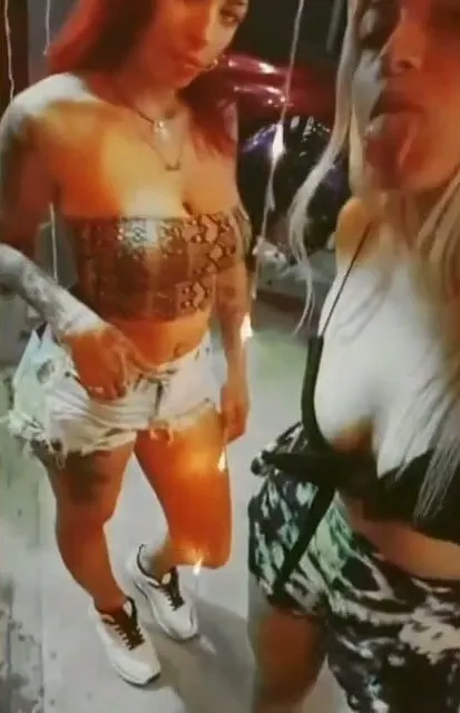 Mexicana tetona y tatuada. Soft