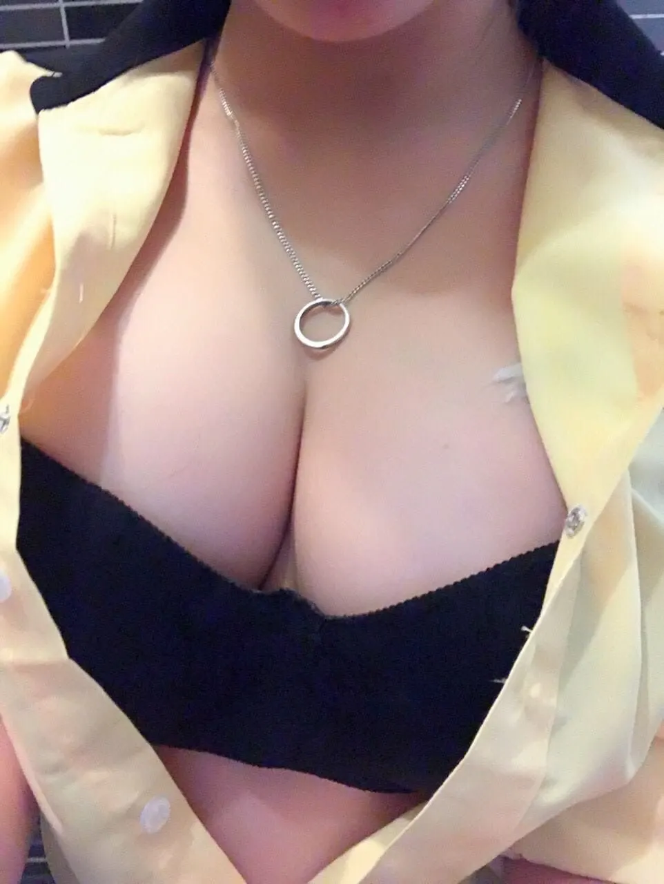 Qué pechos 🤤😈😈