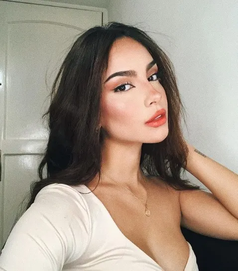 Fake de Jessica Romero Rodriguez (Instagramer y Youtuber)