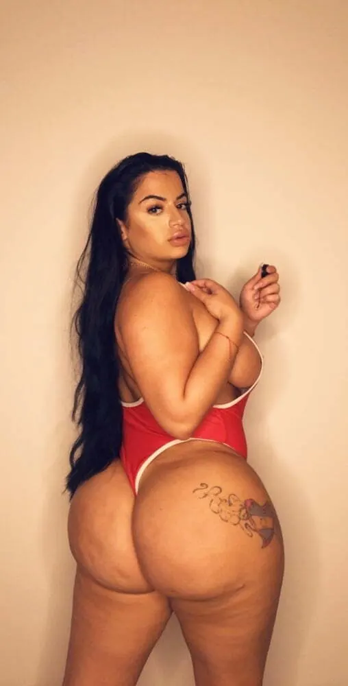 @reallissaaires;Instagram (Argentina de Onlyfans)