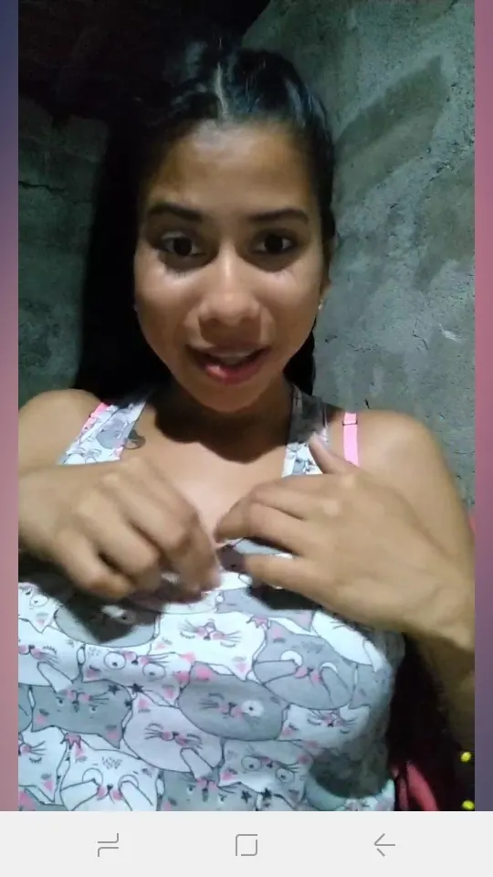 Capturas de CAM4. Hermosa morocha. Mega post.
