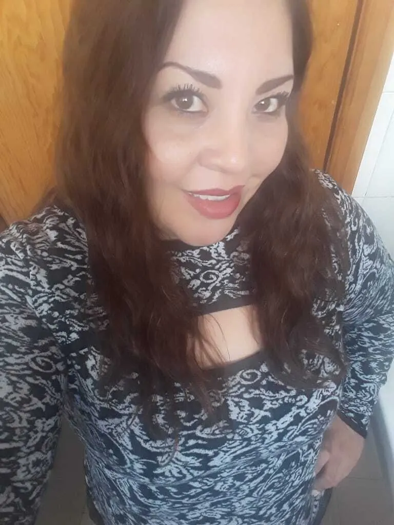 secretaria tetona