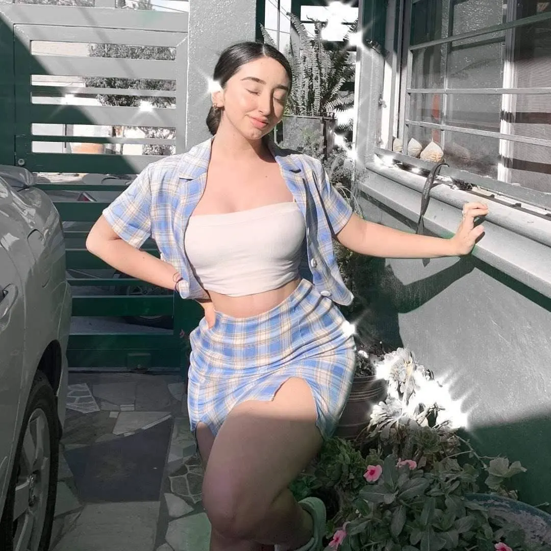 Dalyyluna, seguro pensarás que ese cuerpo es photoshop