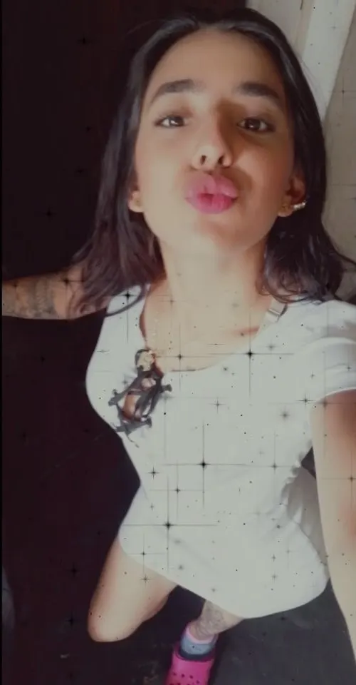Carita de inocente pero bien putita caliente