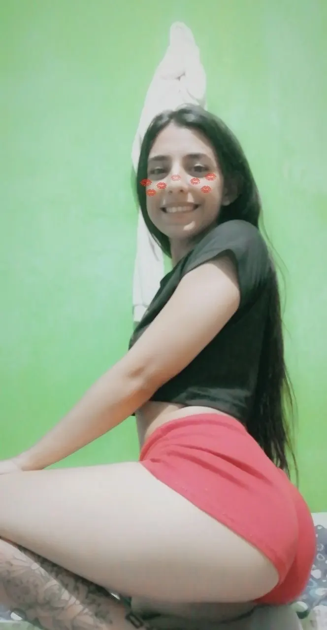 Carita de inocente pero bien putita caliente