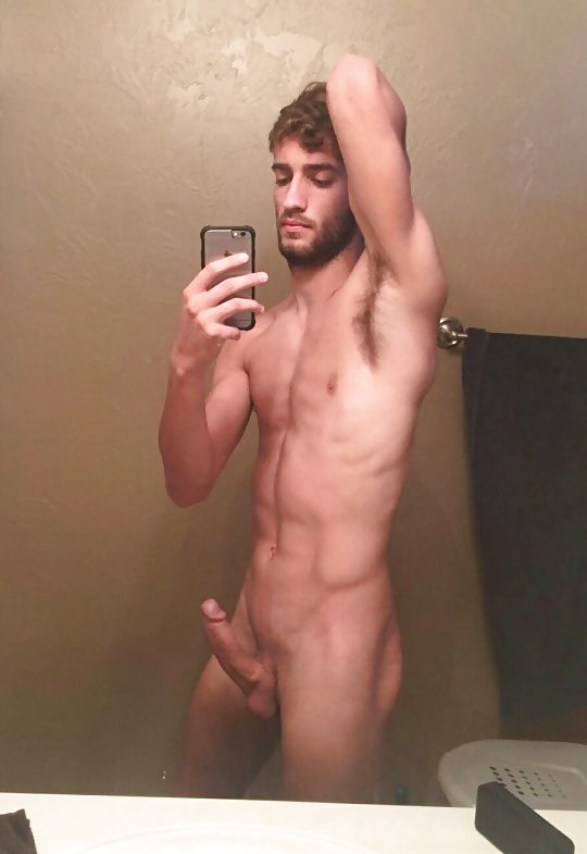 Un poco e porno gay para los amantes de las pijas 😋😋