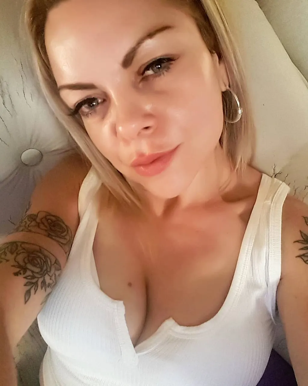 Terrible milf rubia