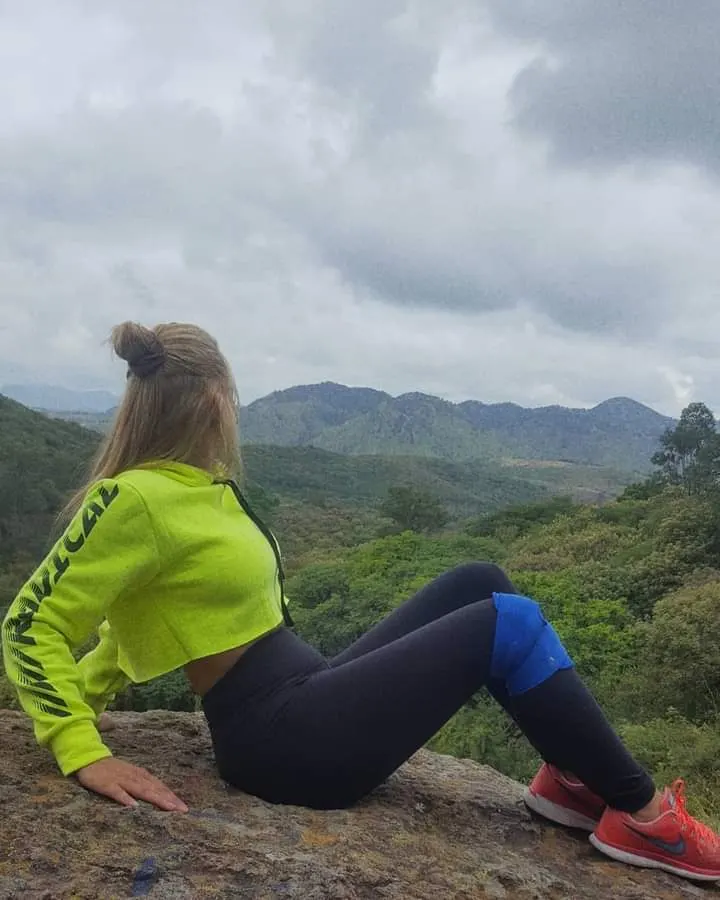 Puta hermosa de México con ganas de leche y de coger🍑