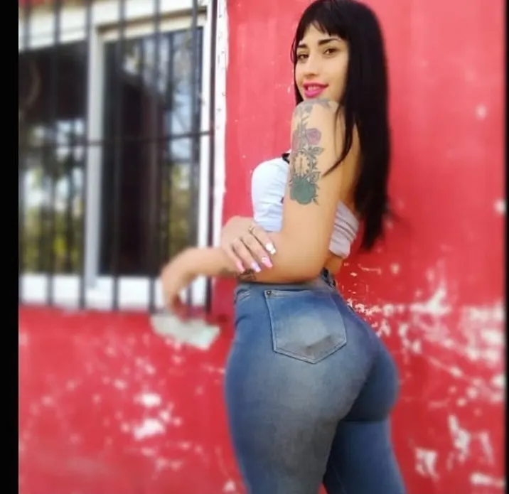 Hermosa turra putita
