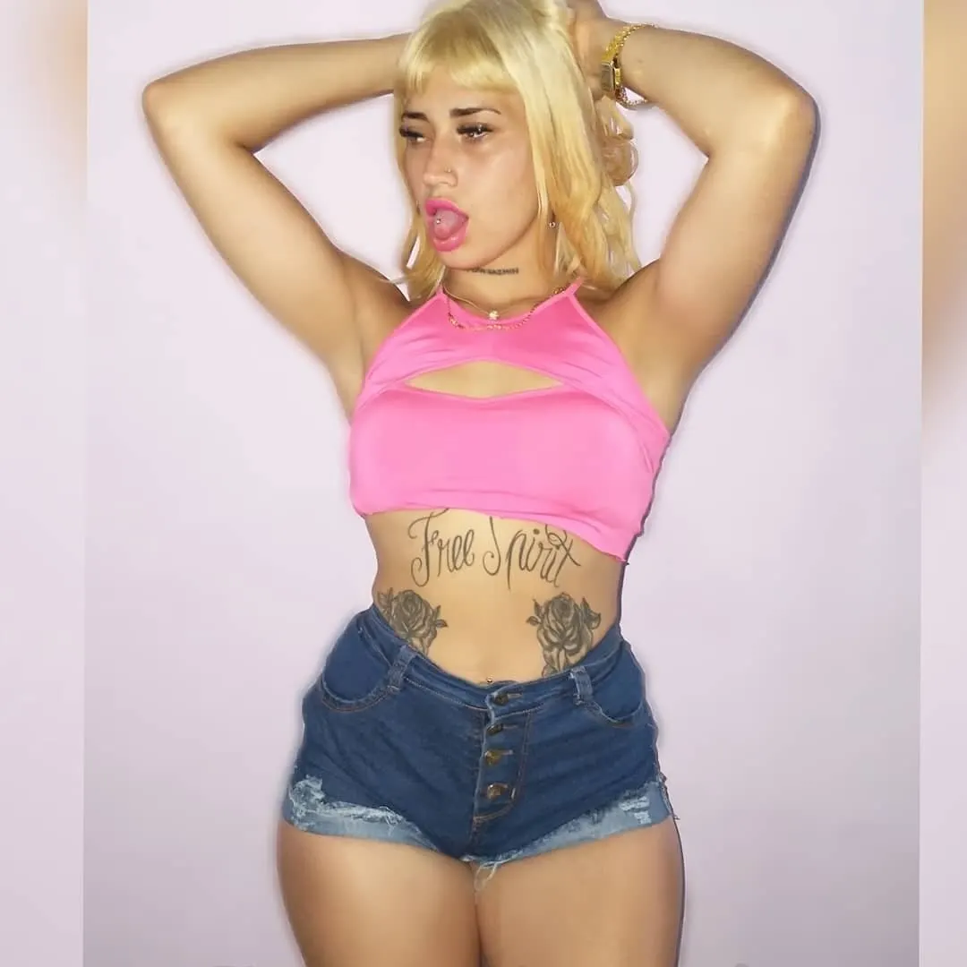La turra más perra y hermosa que vi