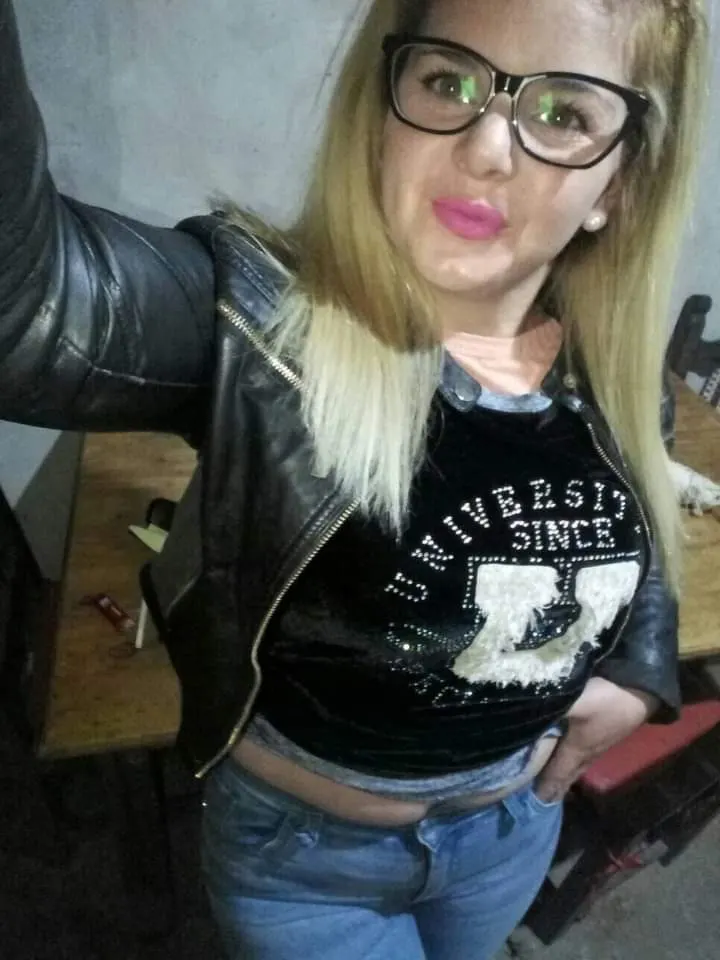 Sara Una Típica Mujer Del Conurbano...Terrible Argenta Soft