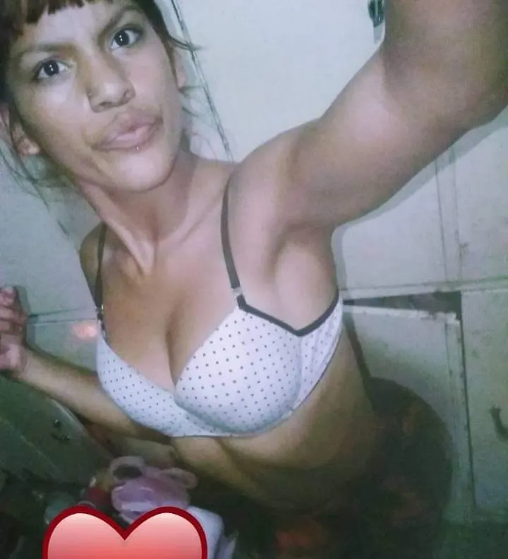 Mica Terrible Argenta.. Si Te Gustan Las Rochas Entra..Soft