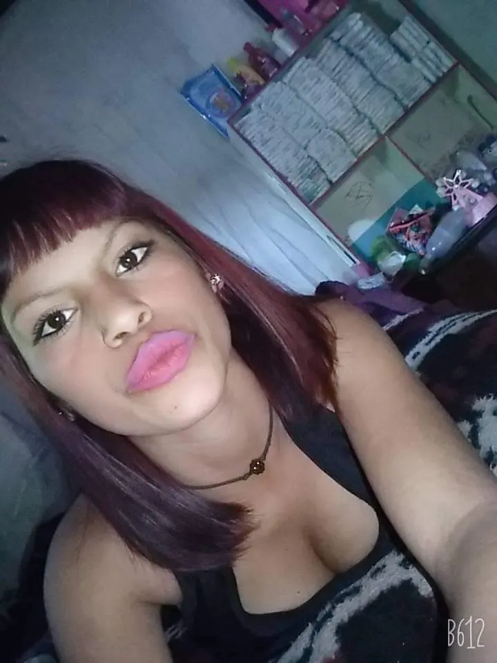 Mica Terrible Argenta.. Si Te Gustan Las Rochas Entra..Soft