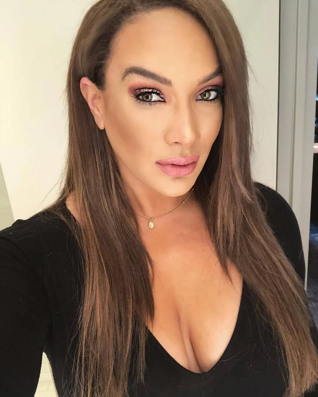 WWsEx: Nia Jax gordiputibuena