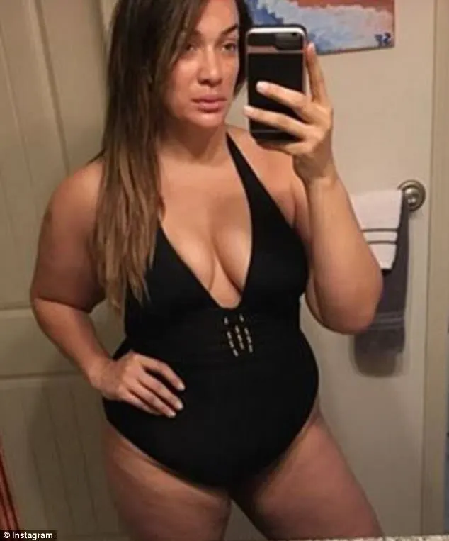 WWsEx: Nia Jax gordiputibuena