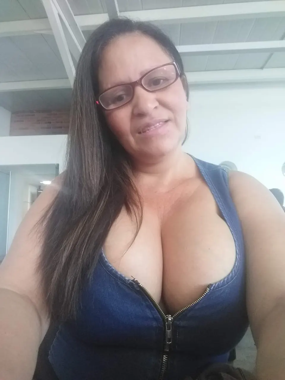 Madrina Muy Tetona y Madurita