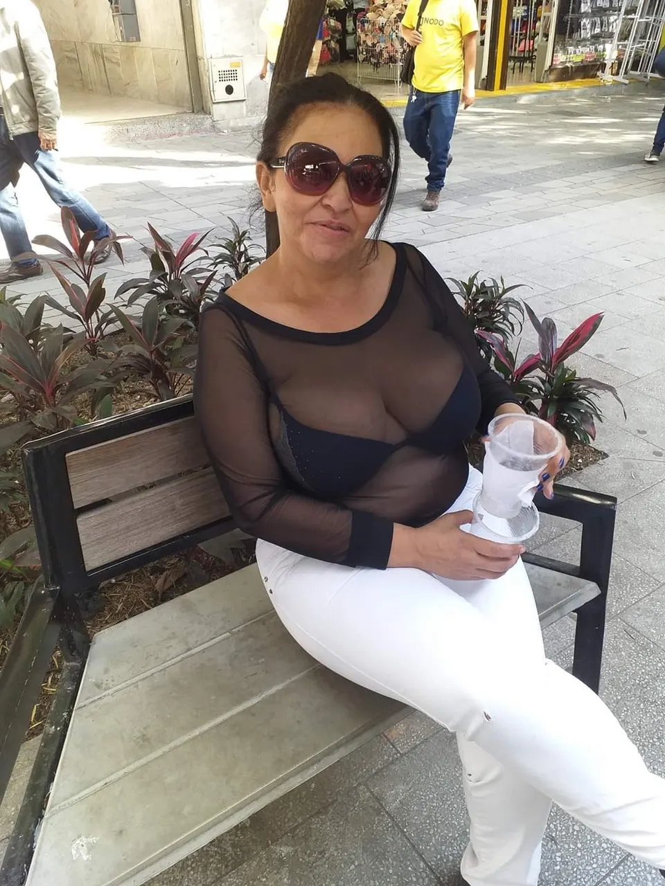 Madrina Muy Tetona y Madurita