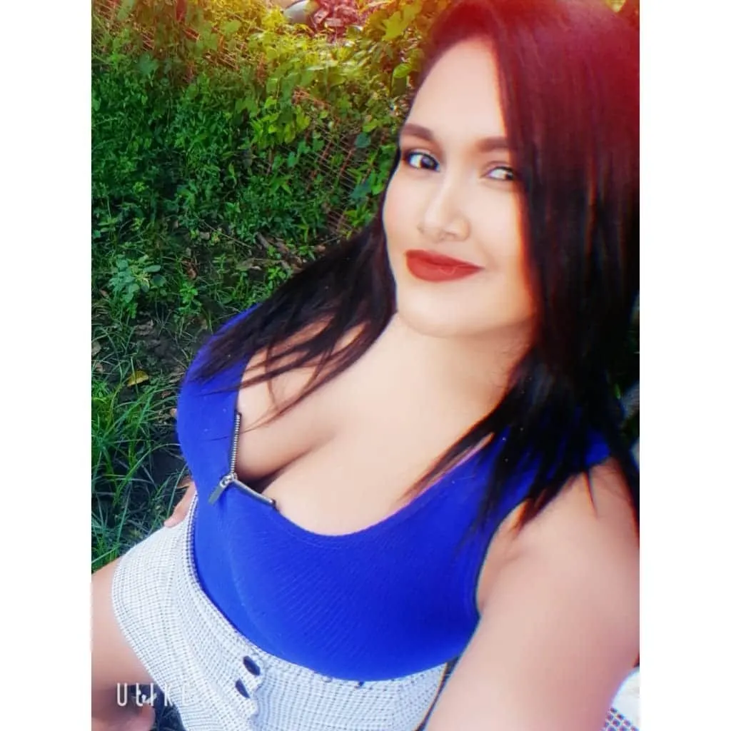 Mi amiga con Las Tetas Más Perfectas