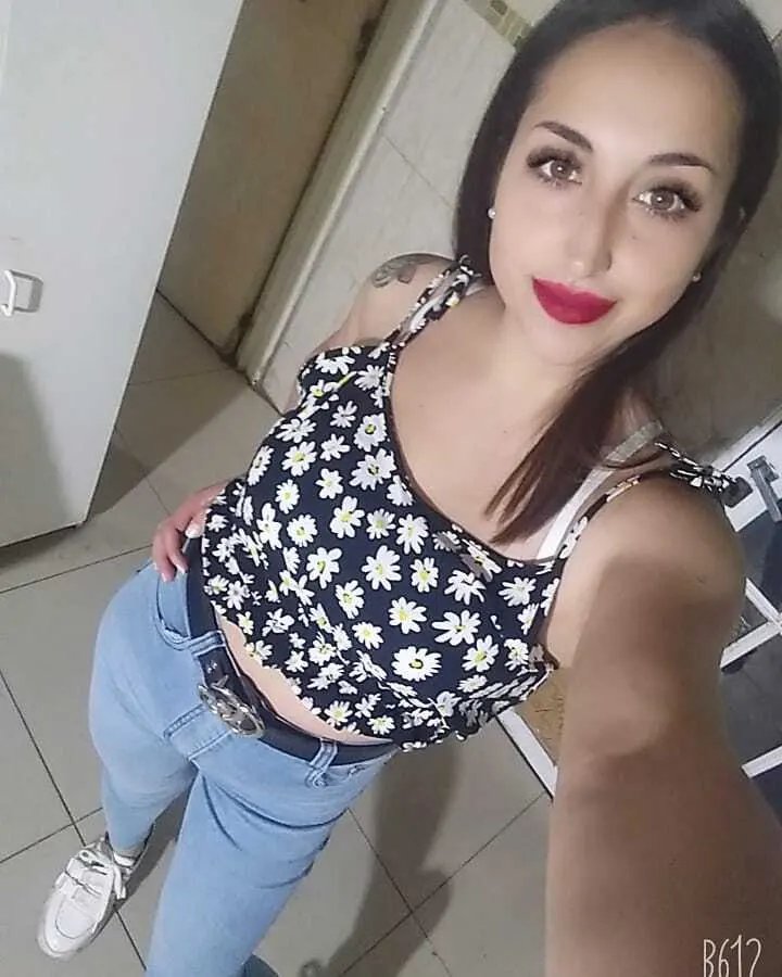 Hermosa Oficial de la Bonaerense