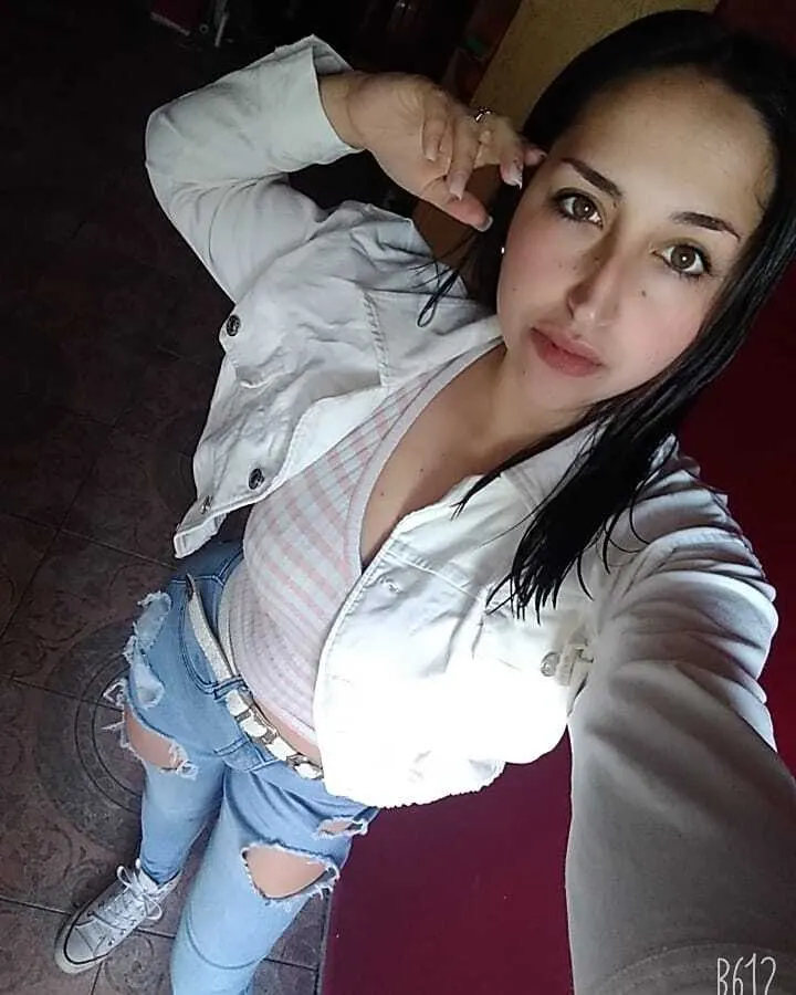 Hermosa Oficial de la Bonaerense