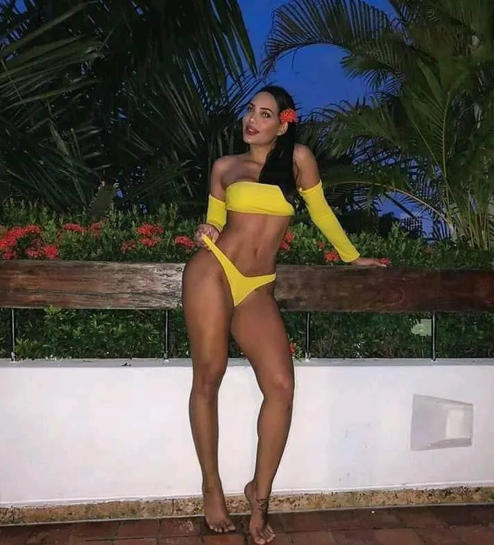 Sexxxy