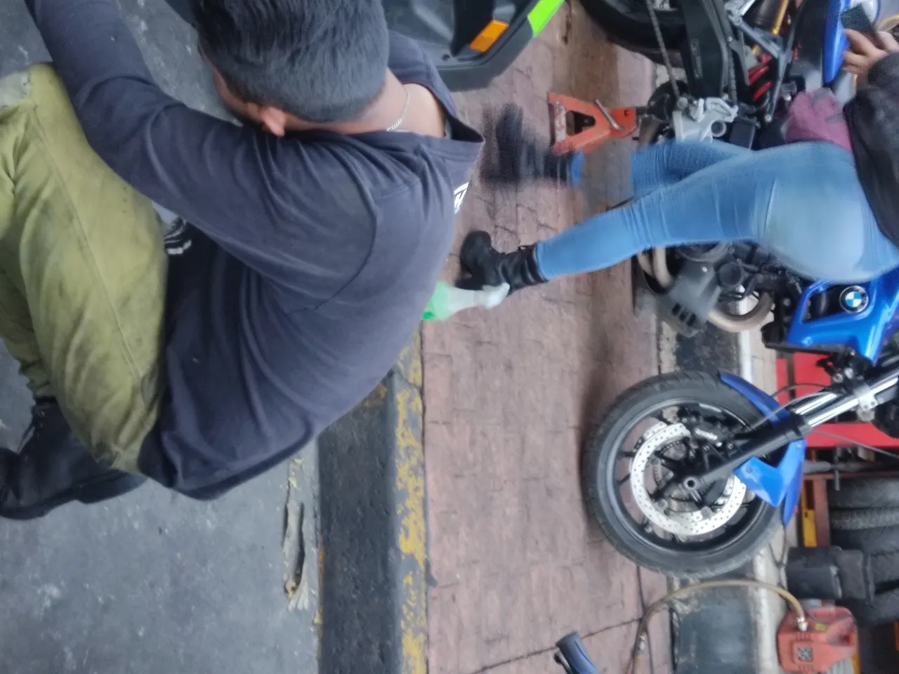 Culos en la calle 007