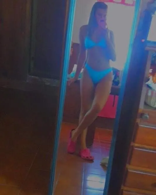 Que putita que sos karli, hermoso cuerpo tenes puta