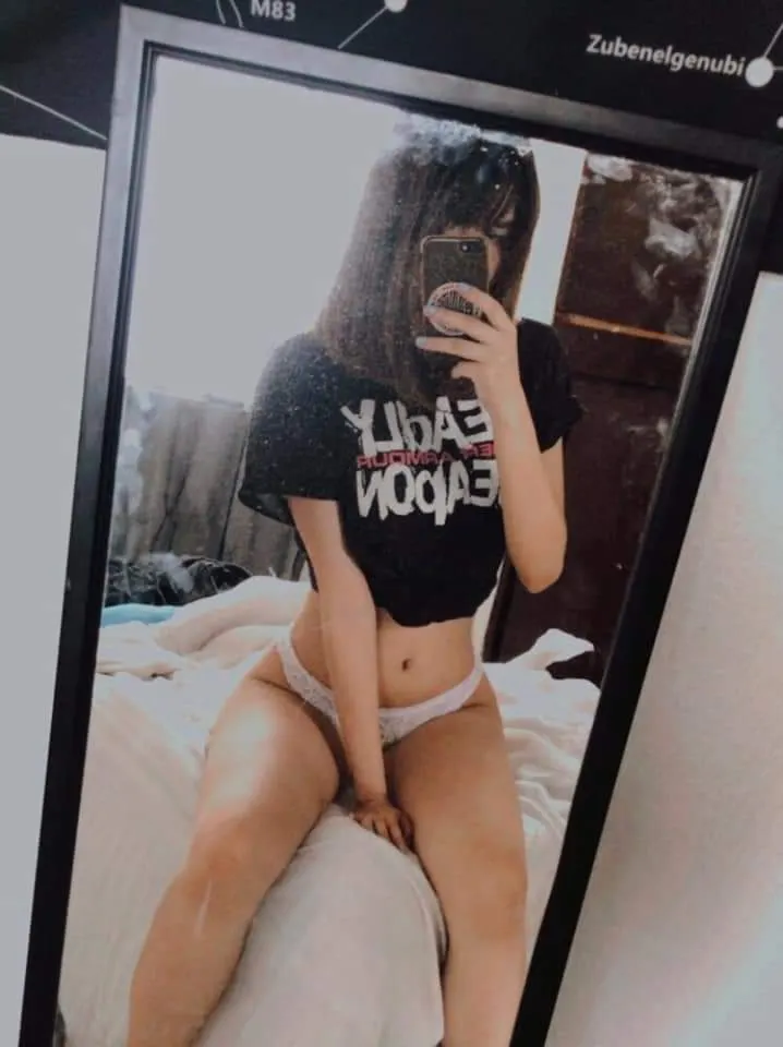 Flacas ricas y atrevidas 😍😍 - EdaRagnar