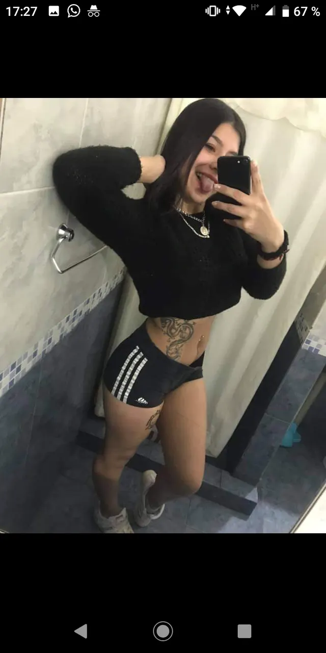 Mamá luchona bastante putita!!!