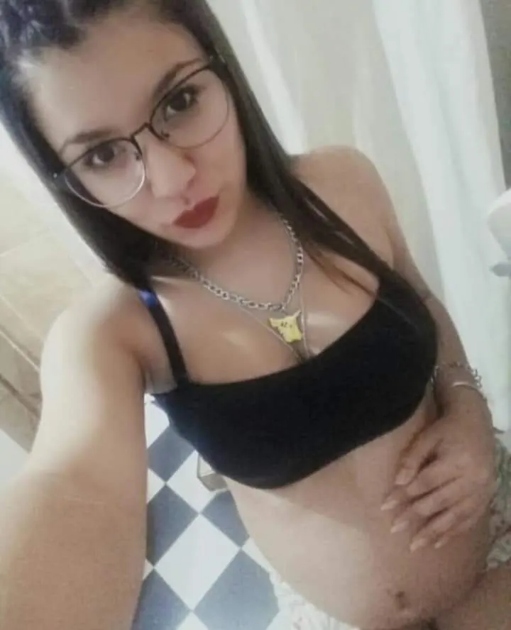 Mamá luchona bastante putita!!!