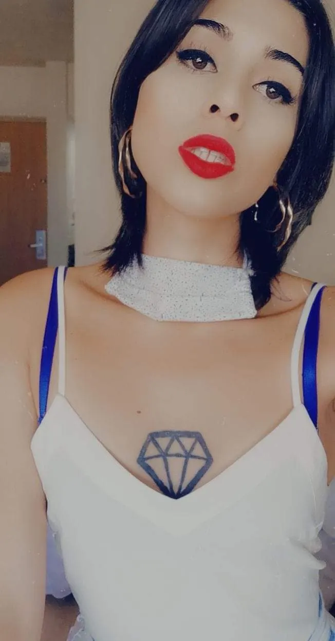 Putita sumisa trans