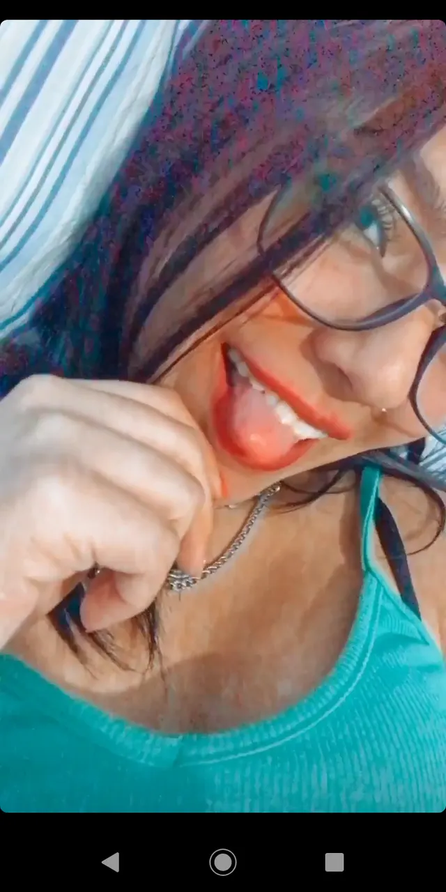 Un poco más de esta ricura🤤😈mami bastante putita🤤